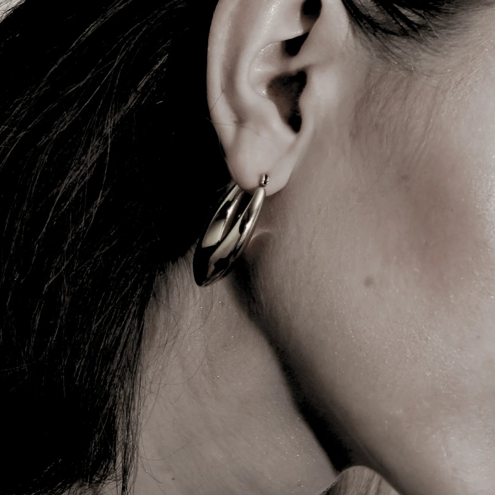 Amélie Oval Earring 18K Gold