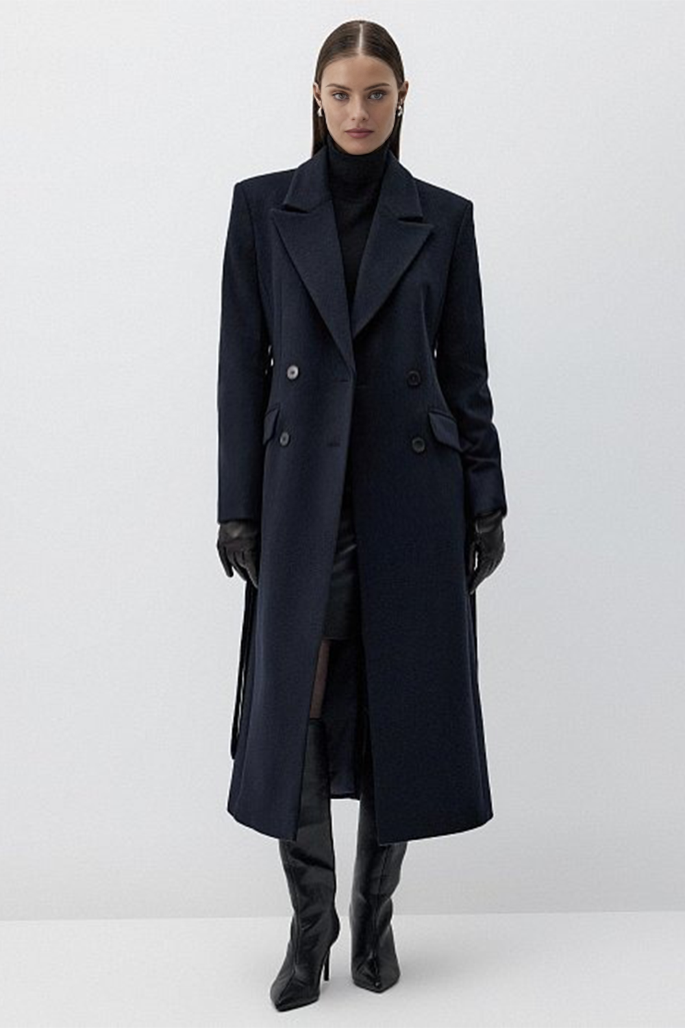 Izabeli Fitted wool coat