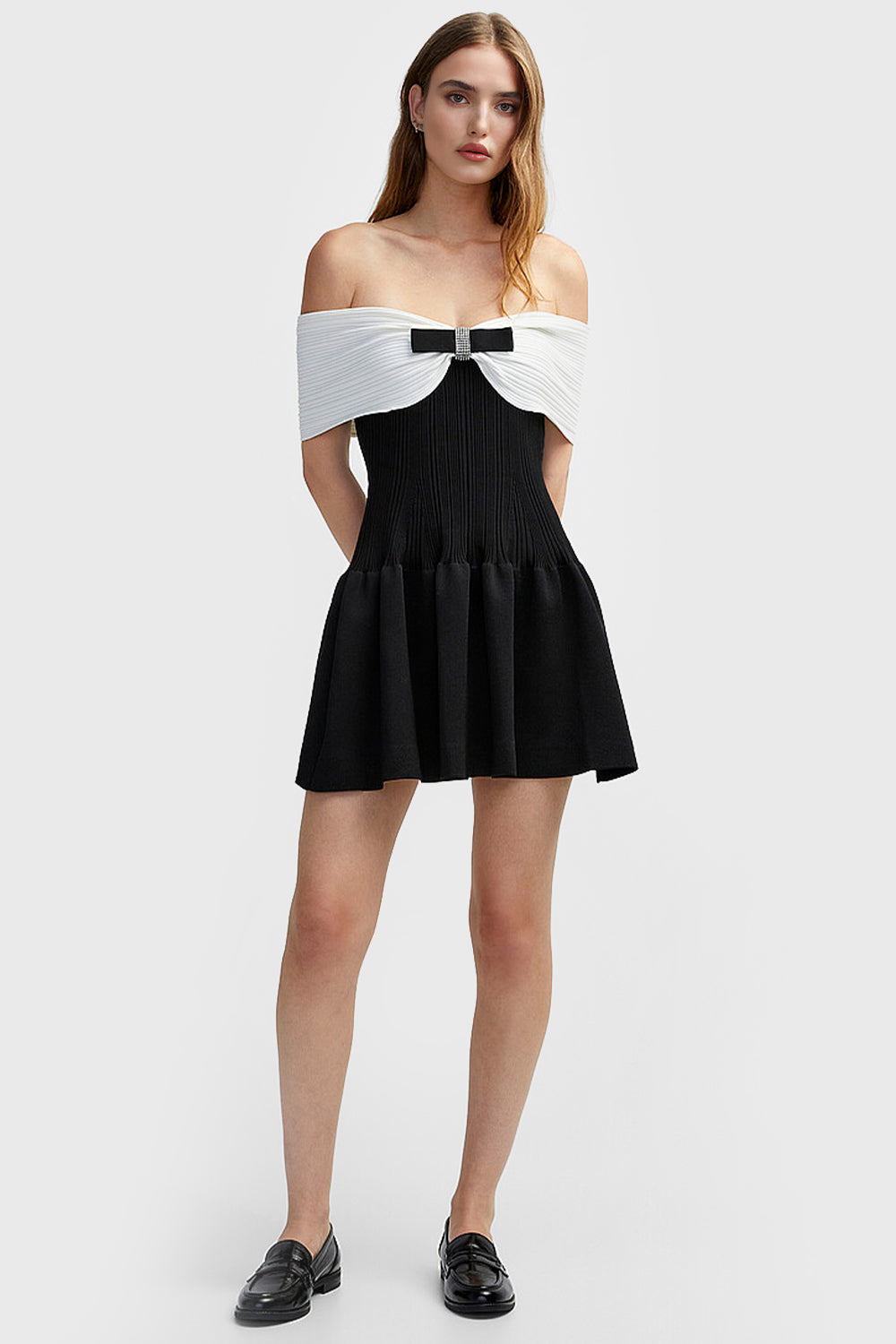 Brenta knitted bow mini dress